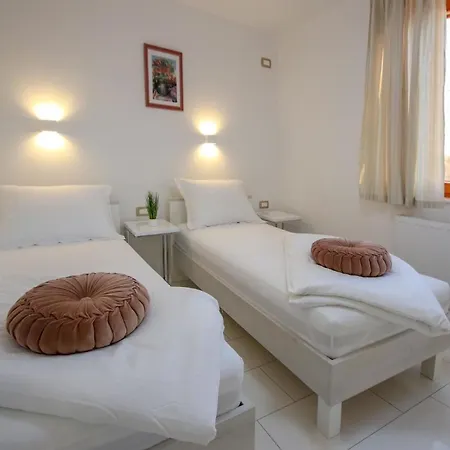 Ferienhaus Mit Privatpool Fur 8 Personen Ca 200 Qm In Pokrovnik, Dalmatien Dalmatinisches Hinterland Prázdninový dům
